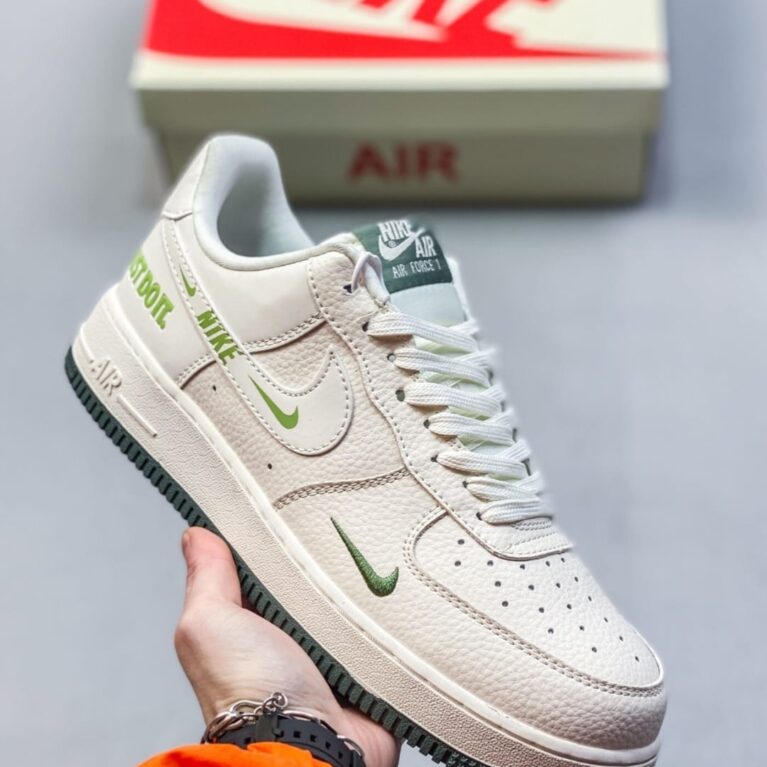 AIR FORCE 3