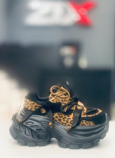 V304 حريمى تايجر