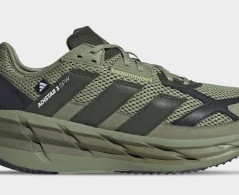 ADIDASS 89