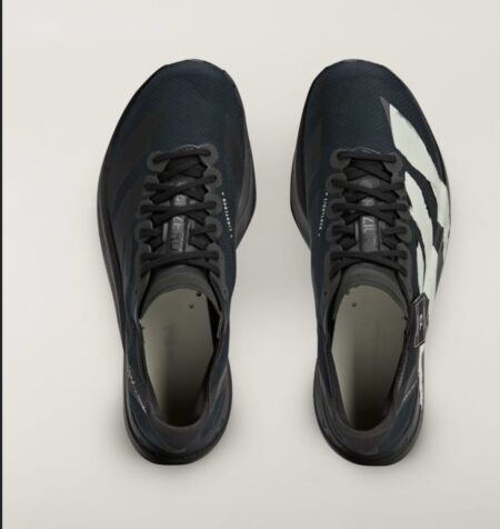 ADIDASS 21