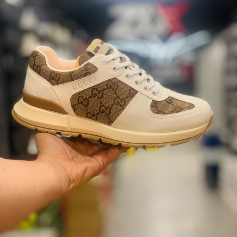 GUCCI 84