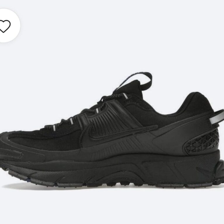 NIKE 30