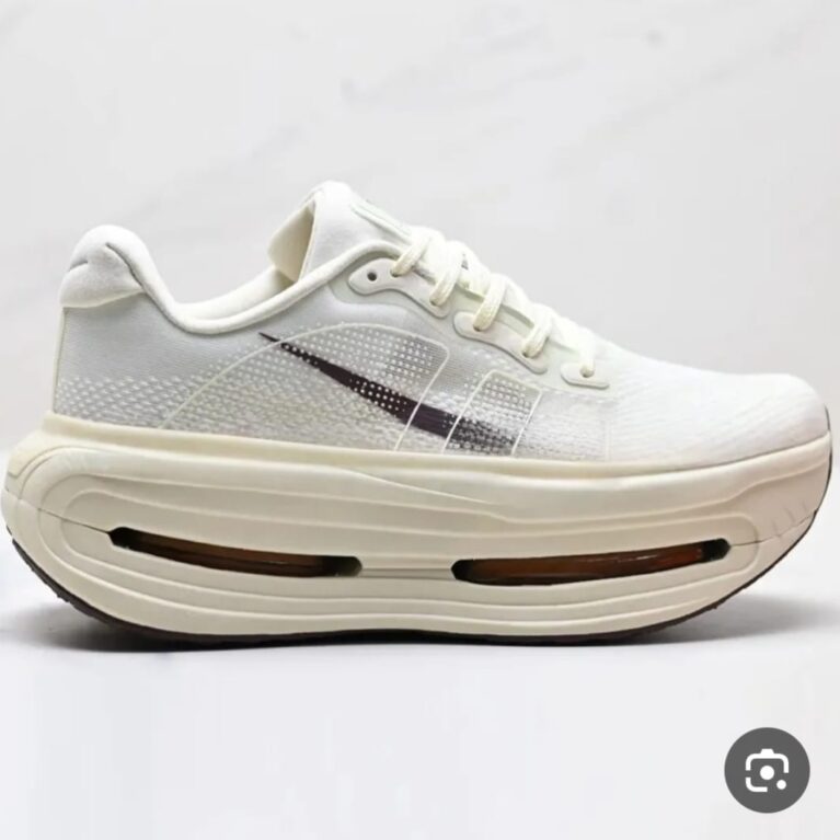 NIKE 17